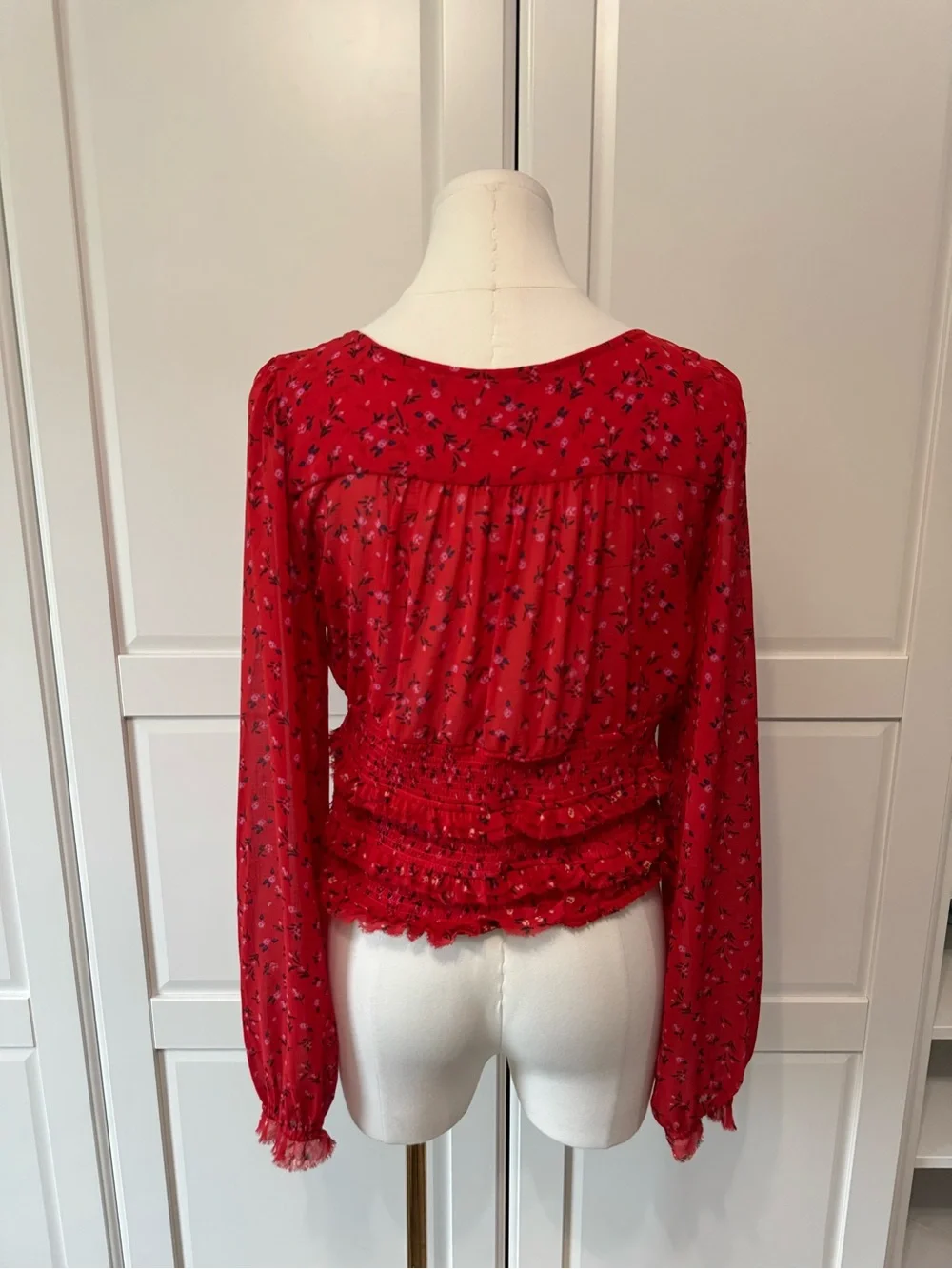 Free People Lolita Red Floral Smocked Square-Neck Long-Sleeve Crop Top Medium